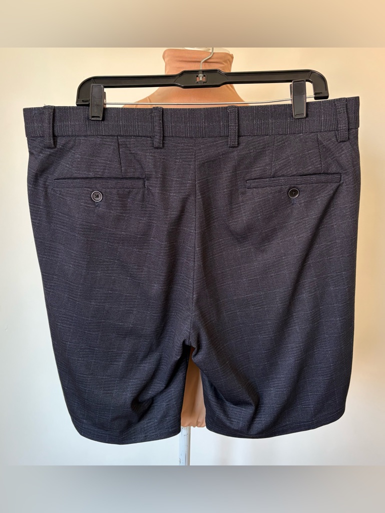 Robert Barakett Anaheim Navy Blue Plaid Motion Knit Shorts Euc Size R36 — image 7 of 8